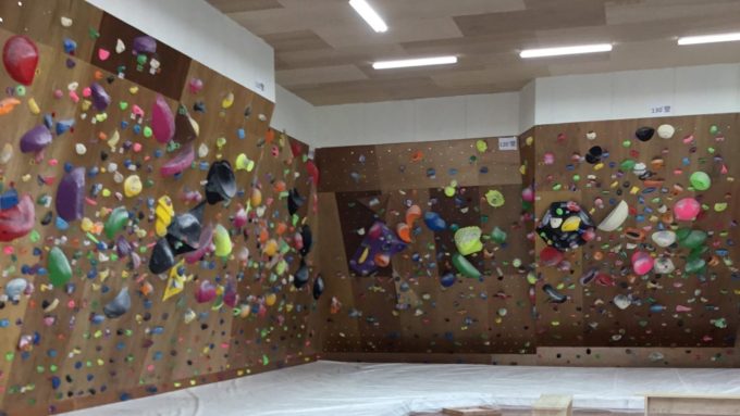 群馬県のクライミング施設「クライミングジム GooFee（グーフィー）」